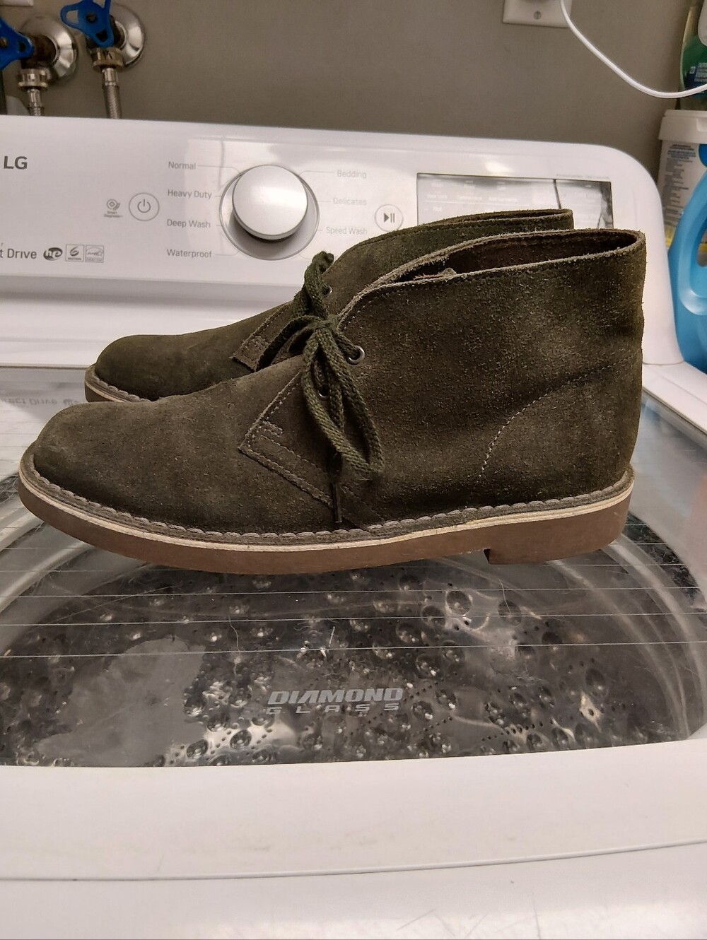 Clarks Olive Suede Desert Boots - Classic Chukka Style